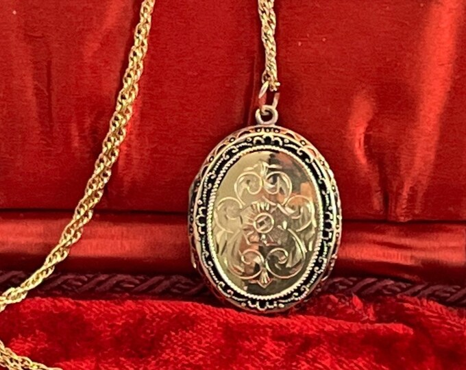 Vintage Oval 12K Gold Filled w/ Black Enamel Accent Trim Locket Necklace GF 24” Chain - Feminine 2 Photo Pendant Estate Jewelry BB Hallmark