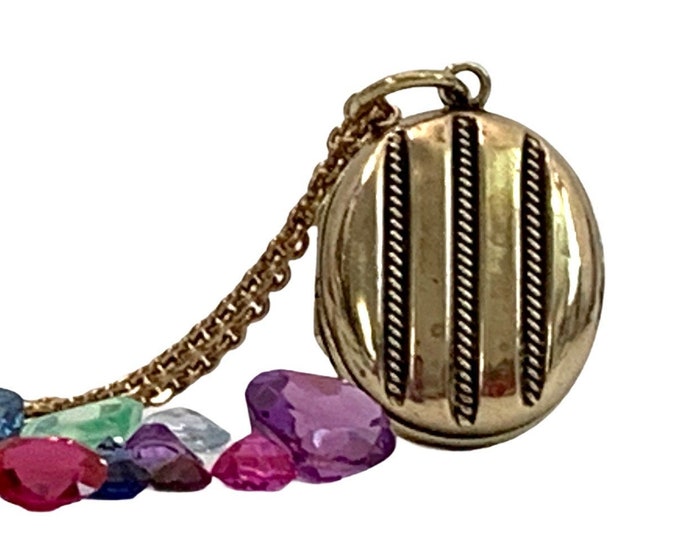 Antique Victorian Oval Mourning Locket w/ Textured Rope Line Design & 2 Photo Compartments - Vintage Pendant Necklace on Long Chain