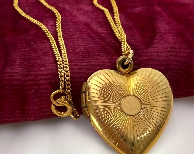 Vintage Gold Filled Heart Locket Necklace - Etched Circle & Rays - Sweetheart Retro Era 2 Photo Pendant on 12K GF Chain - Estate Jewelry