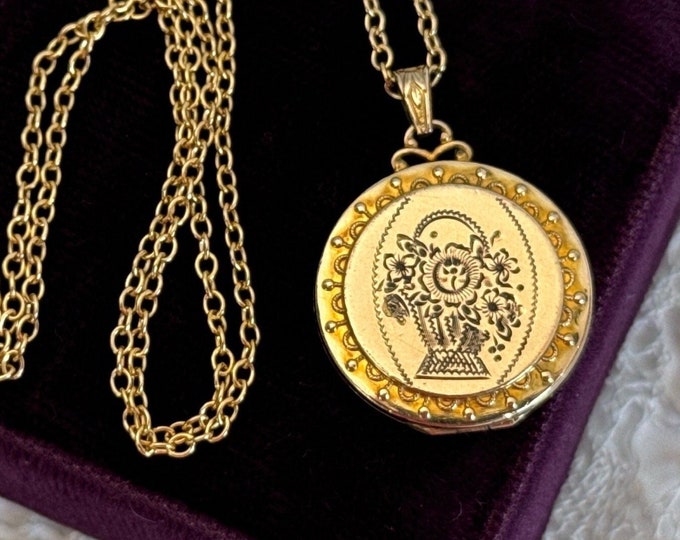 Vintage Gold Filled Hayward Locket Round Etched Flower - Floral Basket Repousse w/ Pinstriped Back - WEH Hallmark - 2 Photo Pendant GF Chain