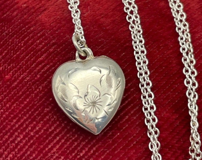 Vintage Etched Small Heart Pendant - Petite Silver Heart Necklace with Sterling Chain - 925 SS Retro Era Gift for Girl Woman Love Valentine