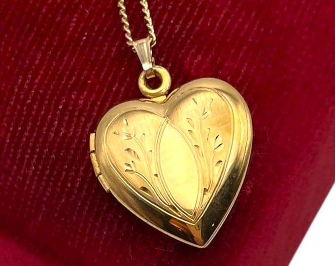 Vintage Van Dell Gold Filled Heart Locket Necklace: Etched 1950s Photo Pendant