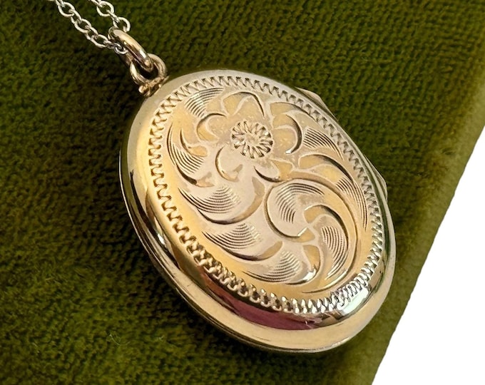 Vintage Burkhardt Sterling Silver Oval Locket Necklace - Small Pendant w/ Etched Scrollwork Design - 2 Photo Pendant - Estate Jewelry
