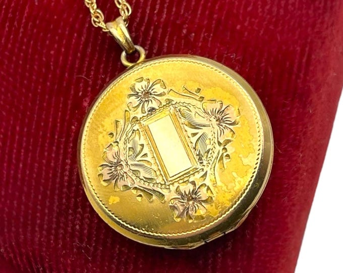 Vintage 12K Gold HAYWARD Round Locket Necklace - Etched Sweetheart Retro 1940s WEH Photo Pendant Pink Green Yellow 14K GF Chain Gift for Her