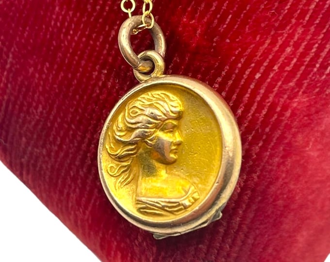 Vintage Gold Locket - Small Round Repousse Lady Silhouette Antique Gold Filled Necklace Gibson Girl - C Q&R  Photo Gift for Her 14K GF Chain
