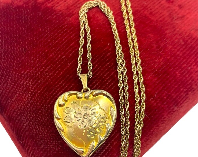 Vintage 12K Gold Filled Heart Etched Locket Necklace - HFB H F Barrows 14K GF Chain - Two Compartment Photo Pendant - Pink & Green Tricolor