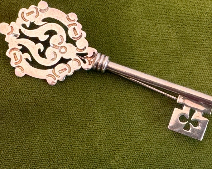 Vintage Sterling Silver Skeleton Key Brooch - Large Ornate Statement Pin - Retro 925 Mod Estate Jewelry - SS Pin Made in Mexico