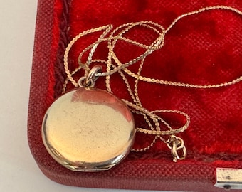 Antique Gold Filled Round Photo Locket on Fine 14K GF S Link Chain - Vintage Pendant Necklace 2 Photo Wells - Early 1900s Estate Jewelry