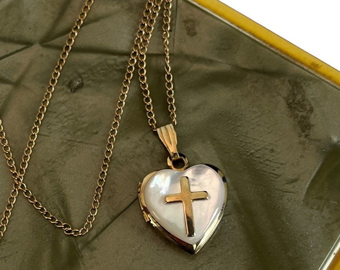 Vintage Petite 14K Gold Filled Mother of Pearl Heart Locket Necklace - Retro Child Small Pendant - 2 Photo Christian First Communion TK Mark