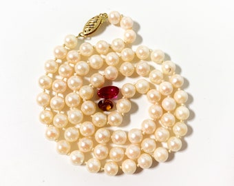 Vintage Pearl Necklace w/ 14K Clasp - Elegant Mid Century Jewelry - Single Knotted Pearl Strand - Retro 6mm Princess Length - Bride Wedding