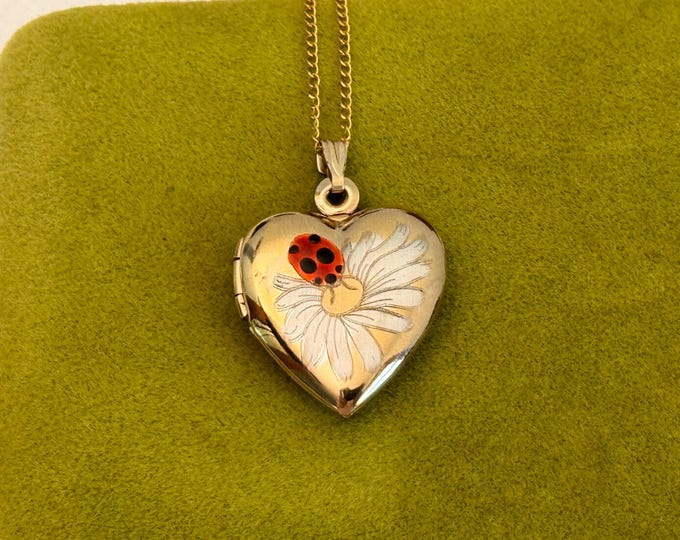 Vintage 14K Gold Filled Heart Locket Necklace w/ Red Ladybug & Daisy on GF Chain - Tru-Kay TK Hallmark - 2 Photo Wells - Estate Jewelry
