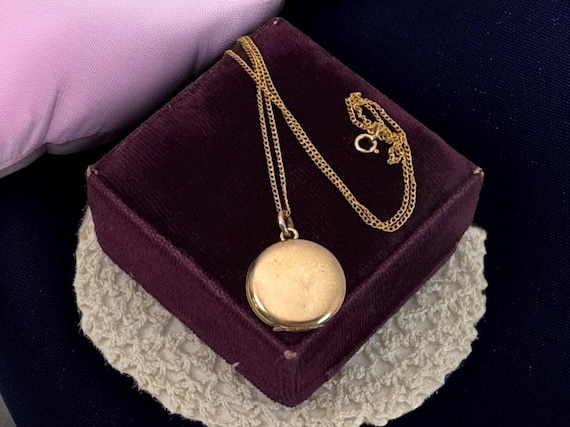 Antique Gold Filled Locket Necklace: 14K GF Chain, Merill