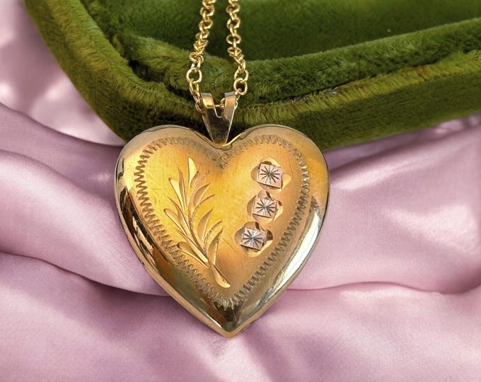 Vintage 14K Gold Filled Etched Flower Heart Locket Necklace - 2 Photo Wells - Large 2 Tone PPC Hallmark 14K GF Chain - Retro Estate Jewelry