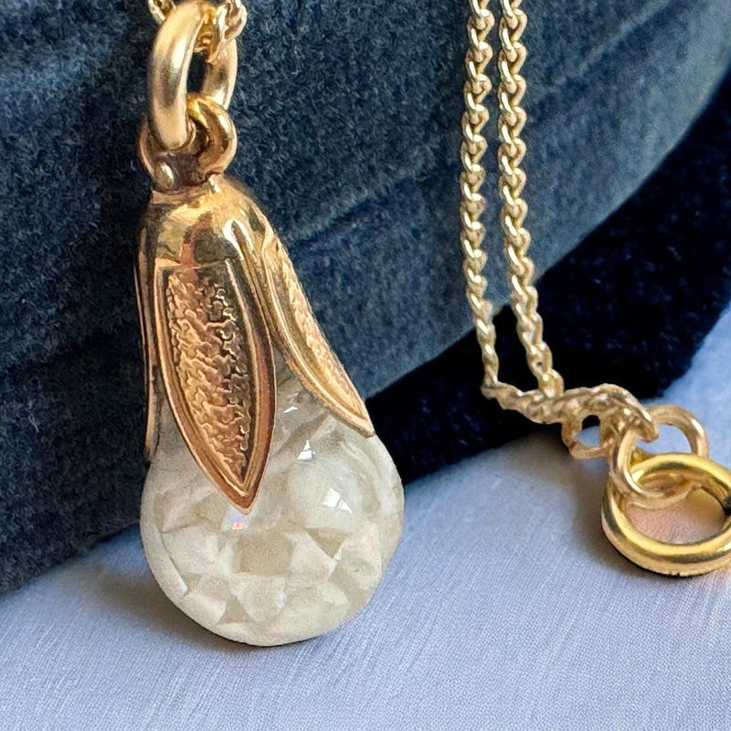 Orb Mini Necklace
