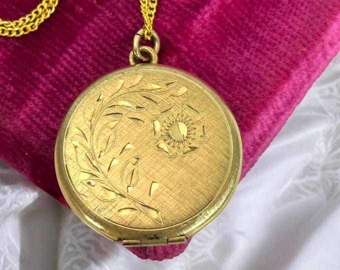 Vintage 12K Gold Filled Round Locket WINARD Hallmark -14K GF Chain Necklace - 2 Photo Well Etched Florals & Textured Finish - Estate Jewelry