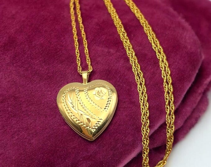 Heart Locket Necklace - Vintage 14K Gold Filled Heart PPC Locket Pendant 14K GF Chain Small Petite Etched Flowers Leaves Photo Charm Jewelry