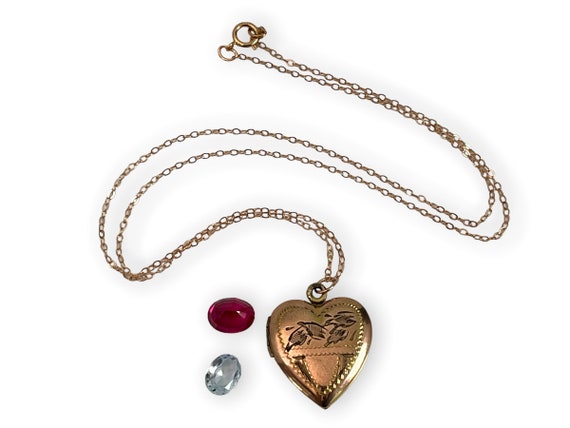 Vintage Rose Gold Filled Etched Heart Locket on 1… - image 3
