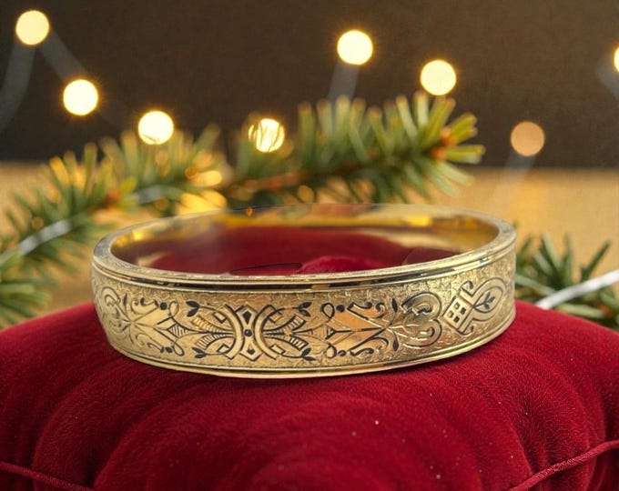 Vintage 12K Gold Filled Bangle: Etched Floral Cuff Bracelet, 1940s Estate Jewelry