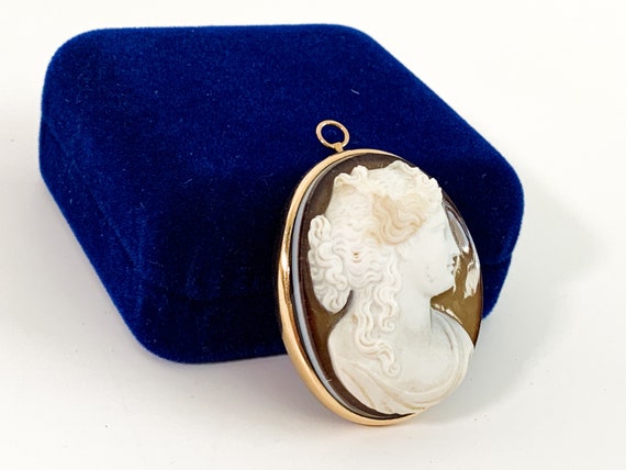 Victorian 14K Gold Oval Cameo Pendant - LARGE Ova… - image 1