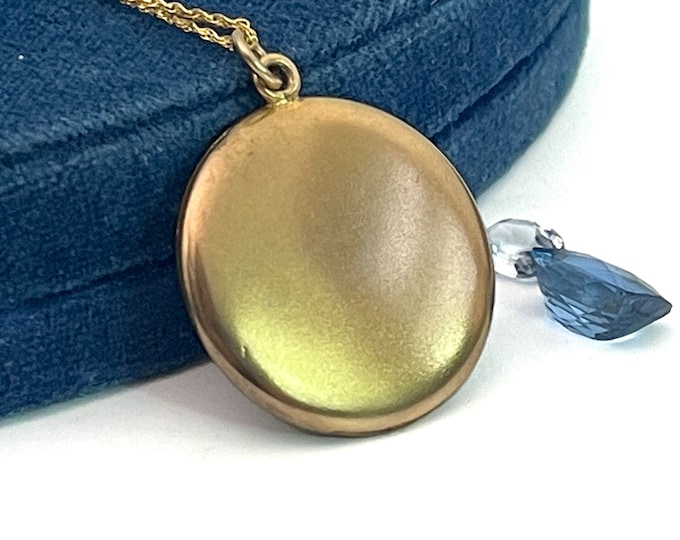 Antique Gold Filled Round Photo Locket w/ CQ&R Hallmark 14K GF Chain - Vintage Pendant Necklace w/ 2 Old Photos - Early 1900s Estate Jewelry