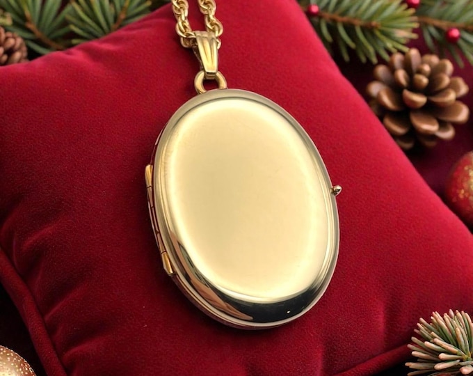 Vintage 14K Gold Filled Oval Locket – 4 Photo Pendant Necklace