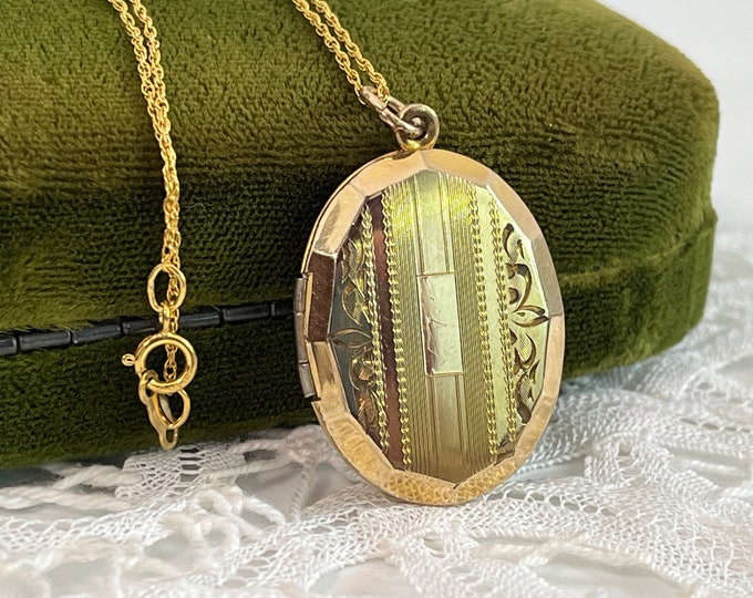 Vintage Etched Oval Gold Filled Locket Necklace on 14K GF Chain - 2 Photo Pendant w/ Cartouche,  Pinstripes & Beveled Edges - Estate Jewelry