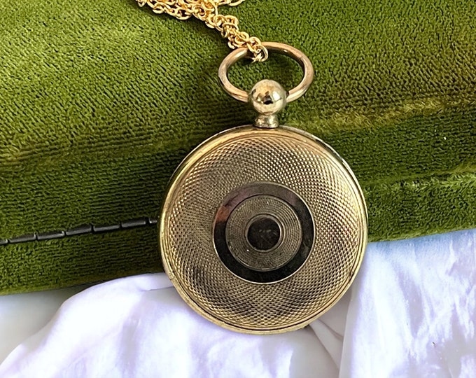 Antique Gold Filled Round Locket Necklace w/ Old Photos on 14K GF 18” Chain - Engine Turned Pendant 2 Photo Wells - Victorian Estate Jewelry