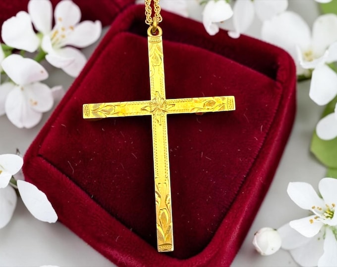 Large Vintage Etched Gold Filled Cross Pendant Necklace – 1940s Religious Statement Crucifix