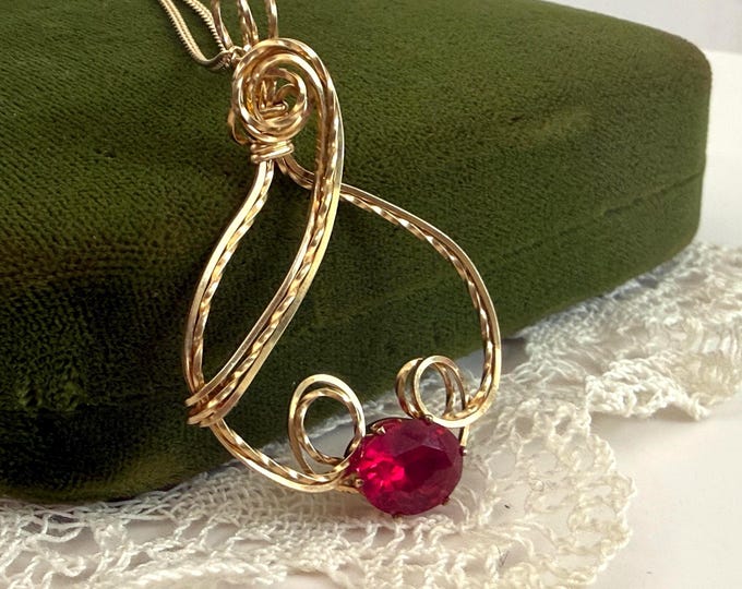 Vintage Open Work Pendant Necklace: Dark Pink / Red Gem on 14K GF Chain