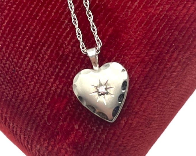 Vintage Silver Petite Heart Locket Cubic Zirconia Stone Sunburst Starburst 925 Sterling Photo Necklace Princess Pride Creations Jewelry PPC