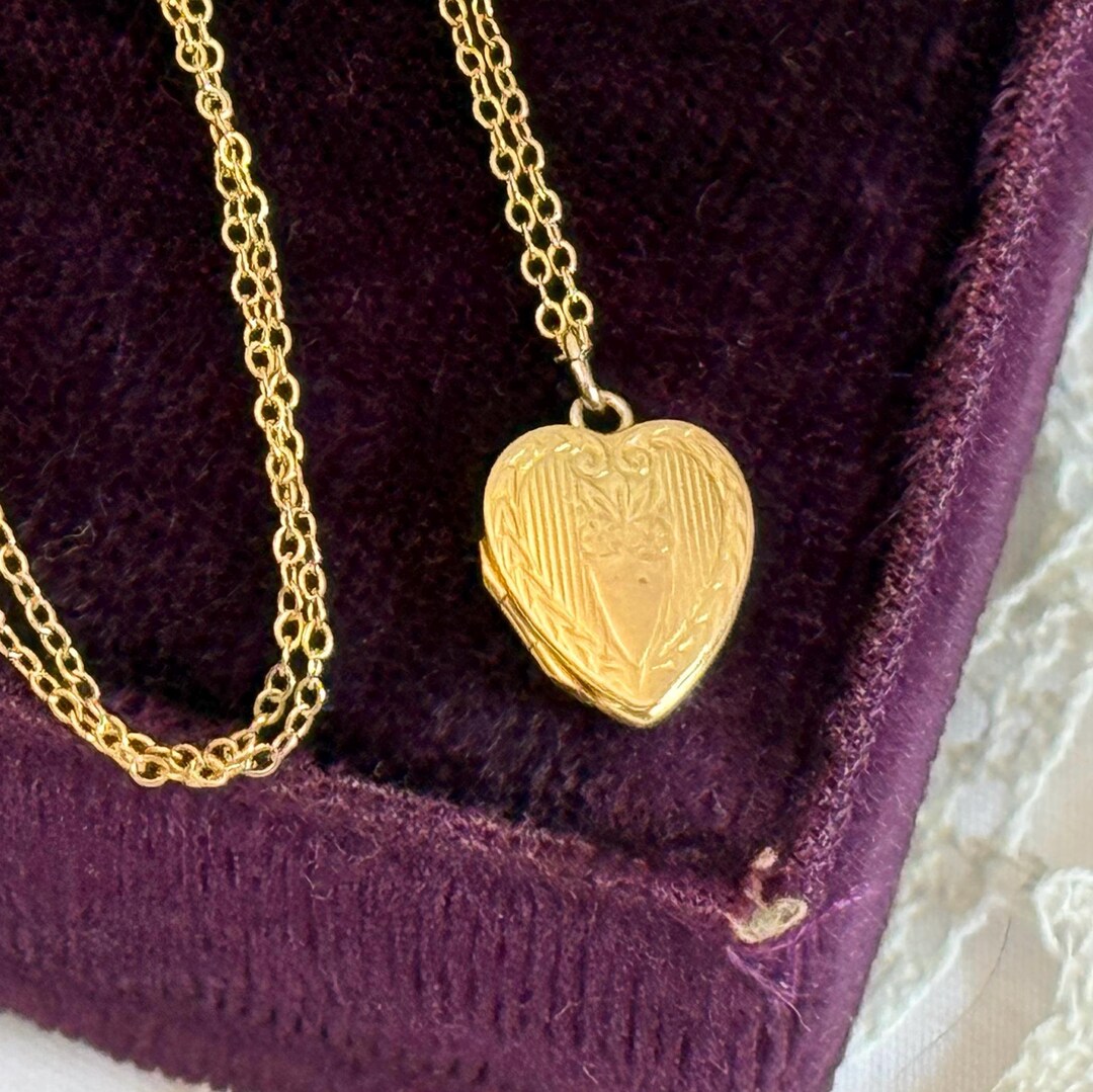 Gold Etched Heart Locket main image 0