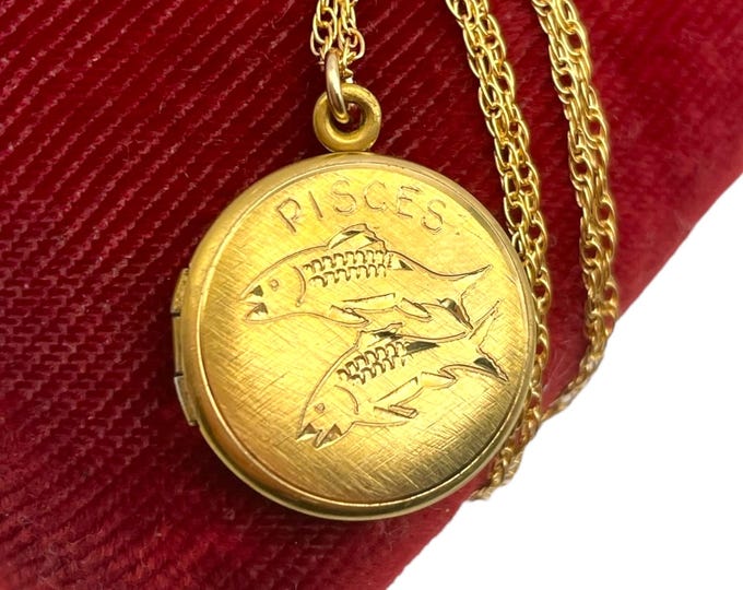 Vintage Pisces Round 12K Gold Filled Locket - Zodiac Sign Fish Retro Hallmarked Ballou 14K GF Chain Photo Pendant Necklace Etched Astrology