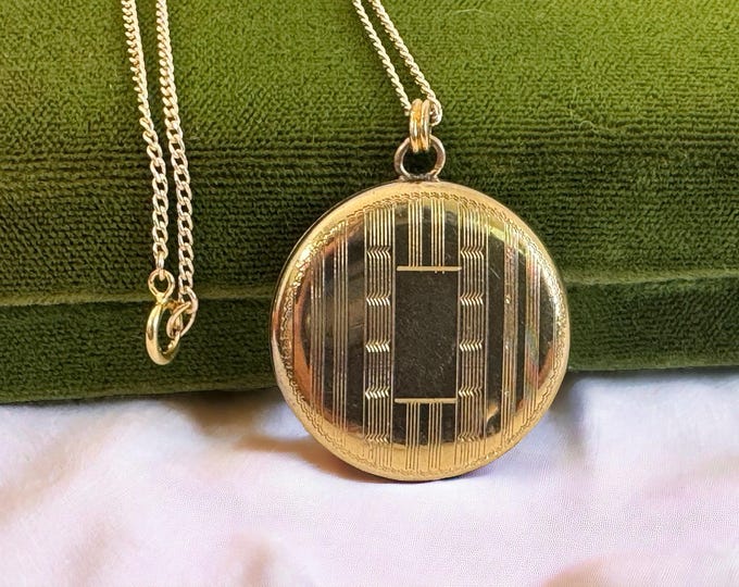 Art Deco 10K Gold Filled Etched Locket Necklace T&D Hallmark - Vintage Pendant Round 2 Photo Wells on 14K GF Chain - ca 1920s Estate Jewelry