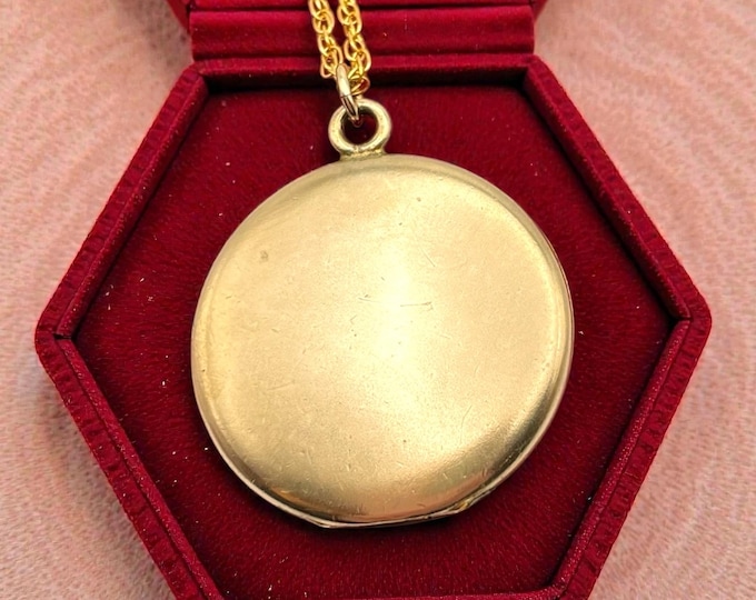 Antique Gold Filled Photo Locket Necklace: 14K GF Rope Chain, Early 1900s
