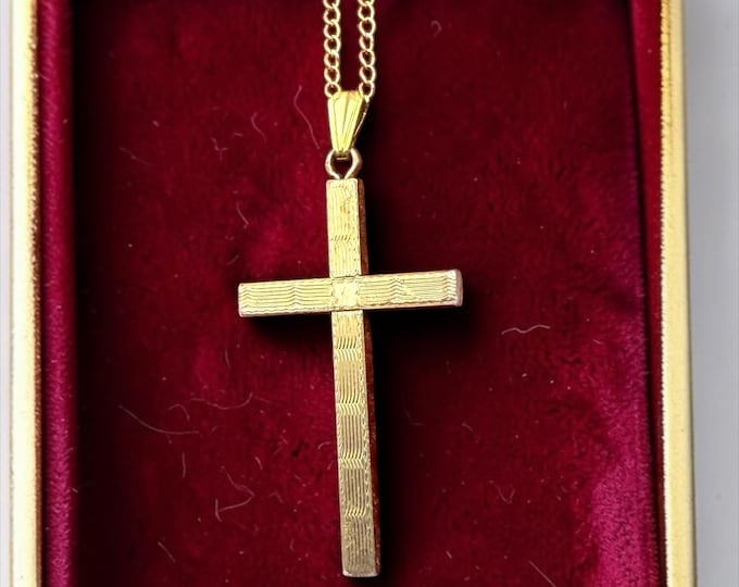 Vintage Etched 12K Gold Filled Cross Pendant Necklace - 1940s Religious Jewelry on 12K GF Chain, Christian Jesus, Etched Lines