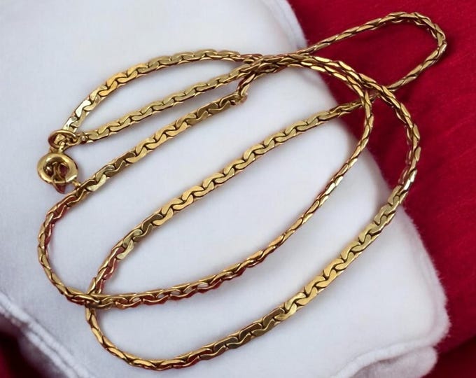 Vintage Flat Link Specialty Chain Necklace: 18" Gold Filled Choker Length