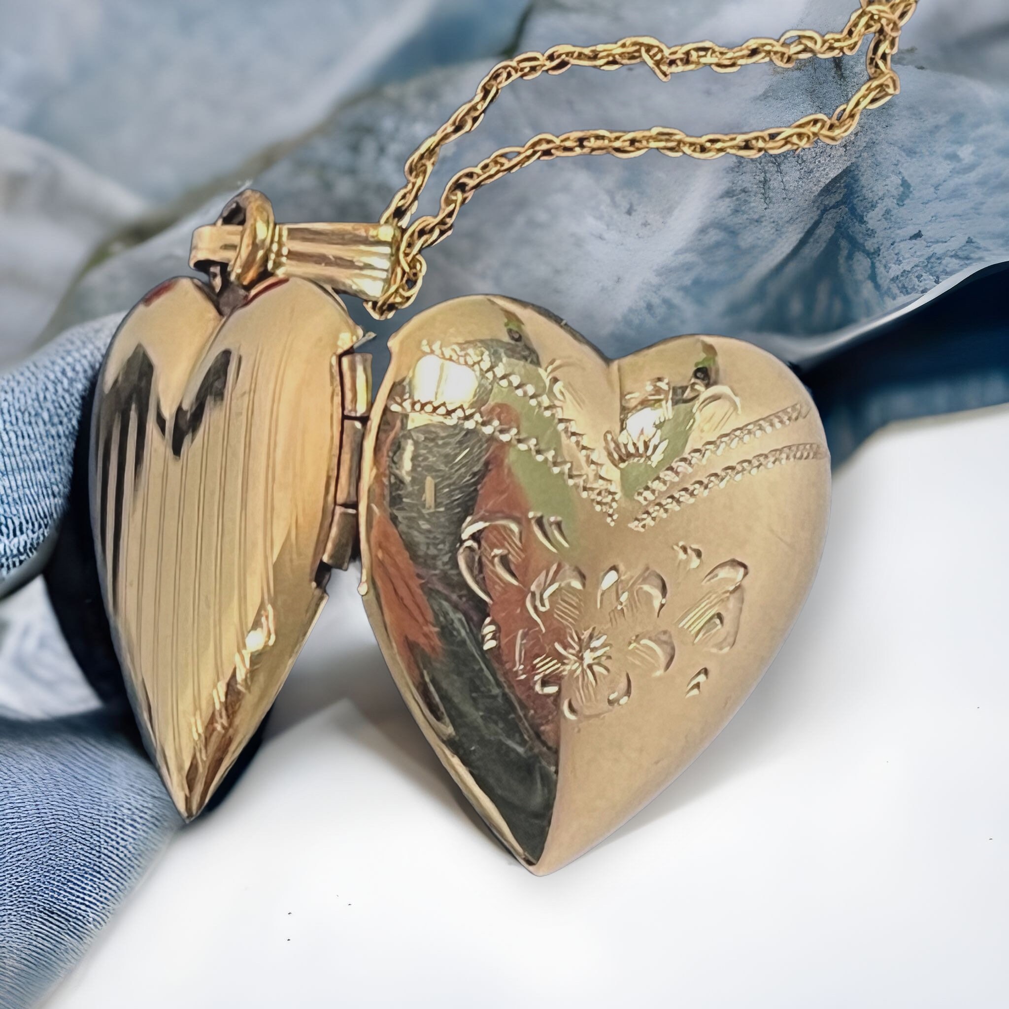 14KT Yellow Gold Floral Heart Locket Pendant Necklace – LSJ