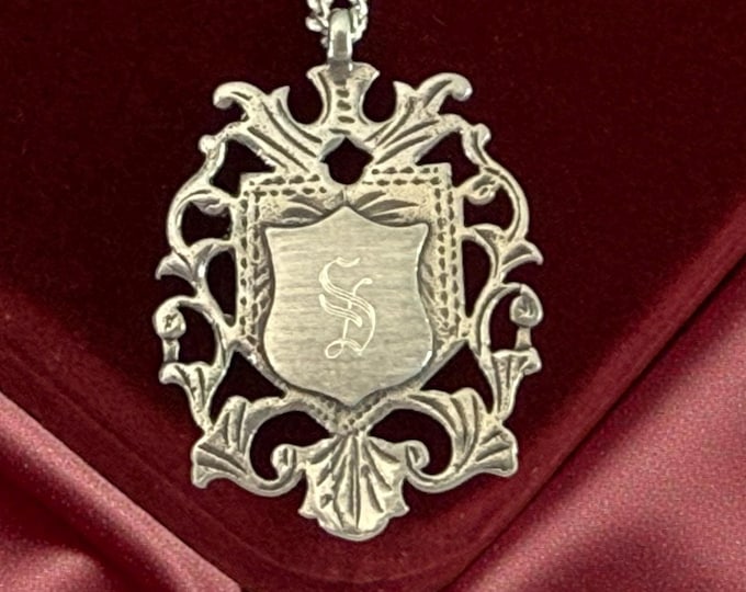 Vintage Ornate Sterling Silver Medallion Shield Pendant Necklace w/ 925 Chain