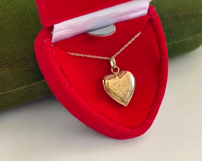 Vintage 14K Gold Heart Locket Necklace w/14K Chain - Dainty Etched Sweetheart Pendant Retro Jewelry Layering 2 Photo Pendant Ballou BAB Mark