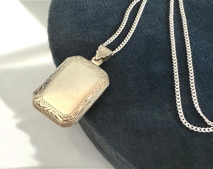 Large Rectangular Sterling Silver Locket Necklace on Long Curb Chain - Etched Feathery Edges - Vintage Retro Pendant 925 - 2 Photo Wells