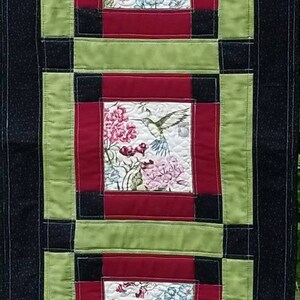 Quilted table runner, handmade table runner, Summer table runner, floral table runner, quilted table runner, coffee table runner,