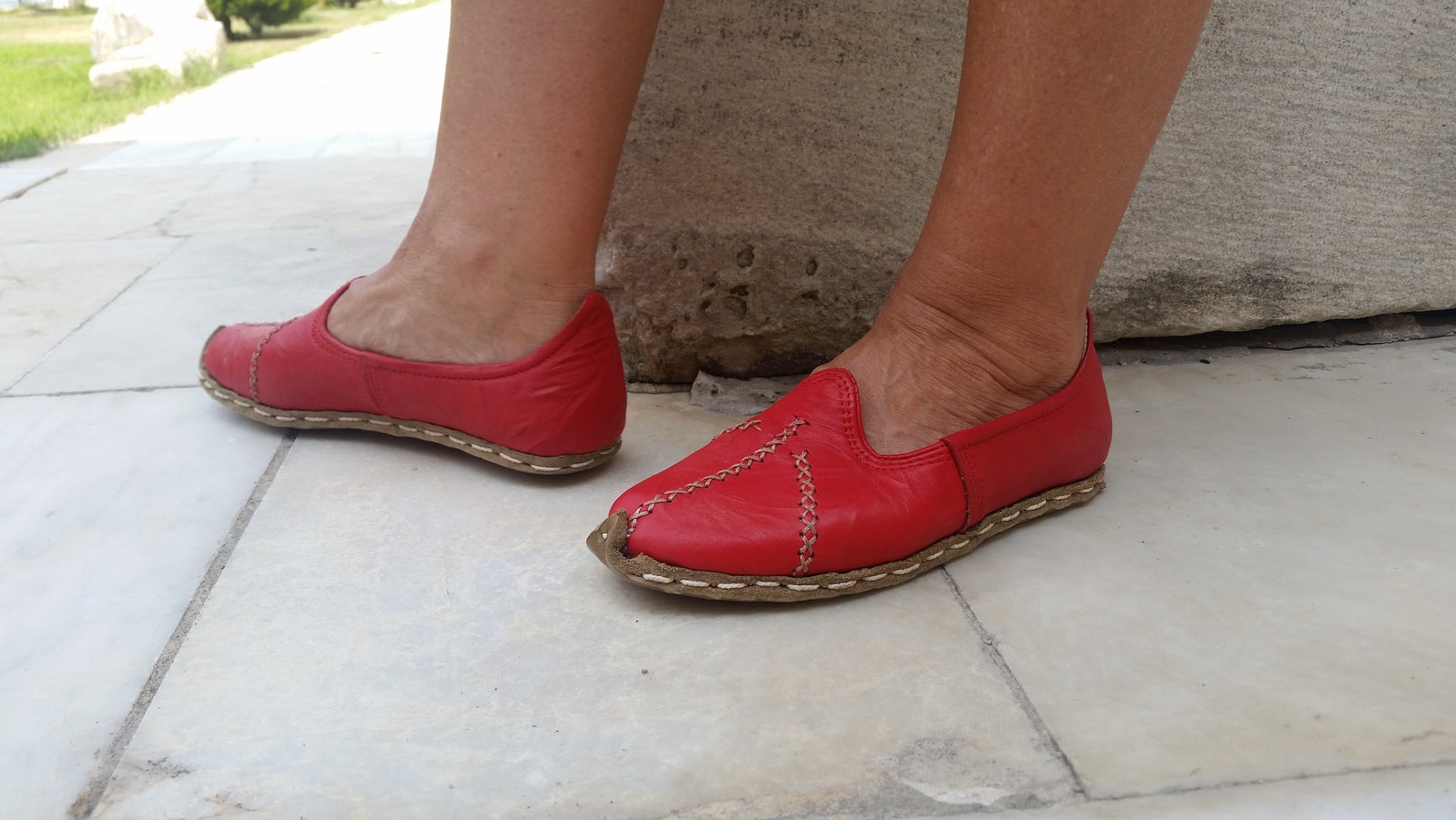 medieval soft leather flats | artisans carik | cosplay renaissane faire |slipper | driving shoe | ballet flat | lady janes