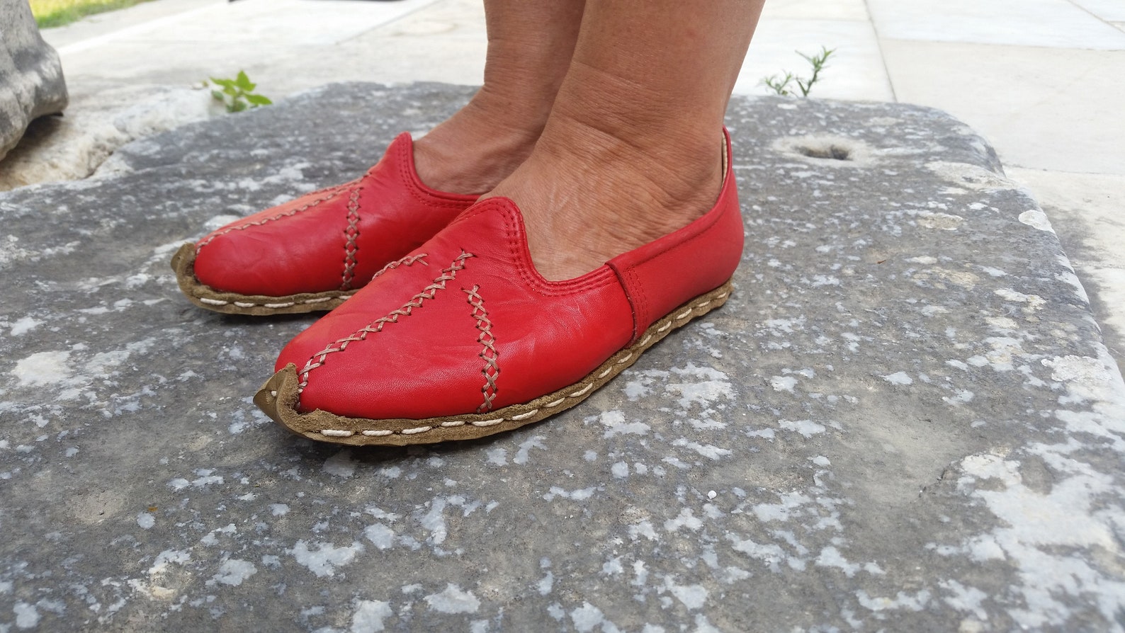 medieval soft leather flats | artisans carik | cosplay renaissane faire |slipper | driving shoe | ballet flat | lady janes