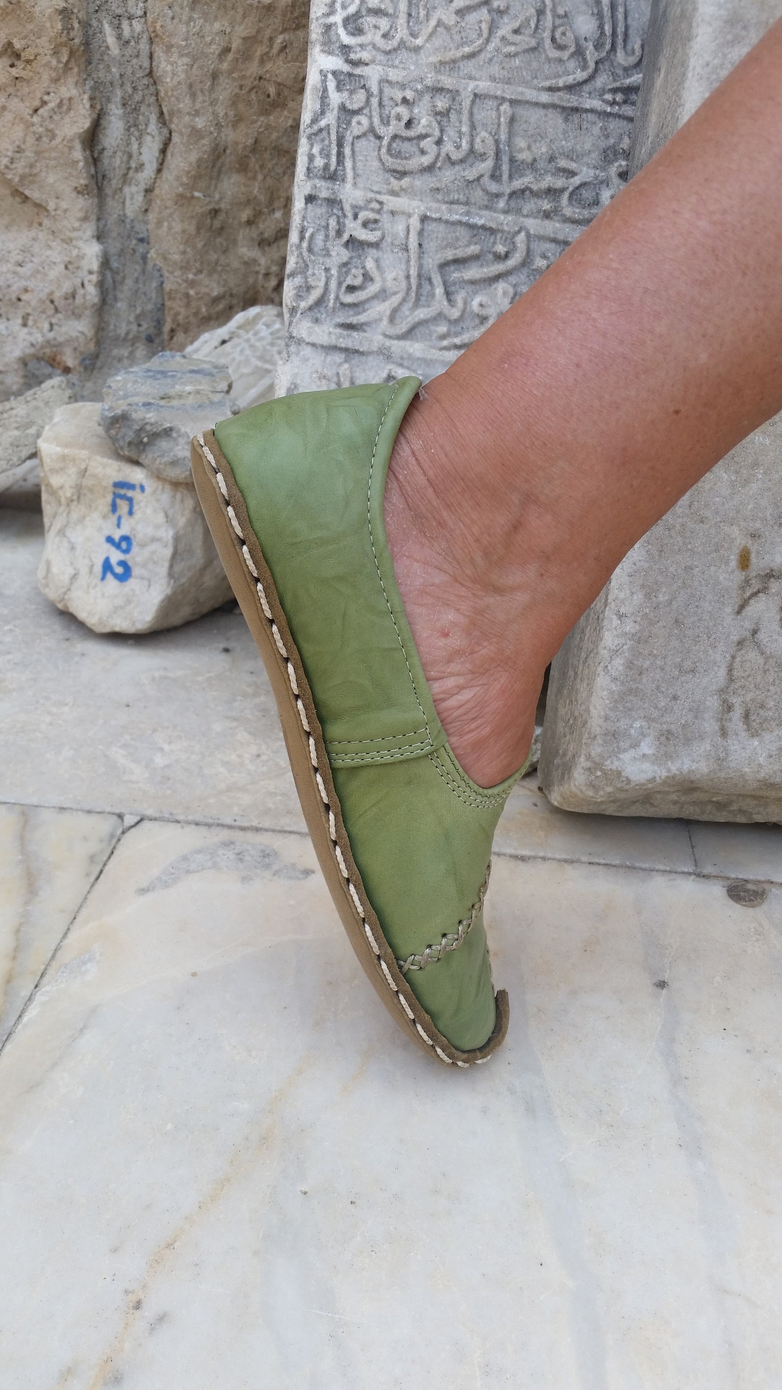 ballet flat  handcrafted leather | renaissance | medieval slipper | driving shoe | lady janes | on my feet all day | no smell |