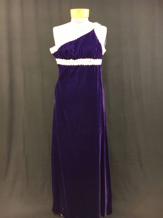 Vicky Vaughn juniors, 1970's Purple velvet one sho