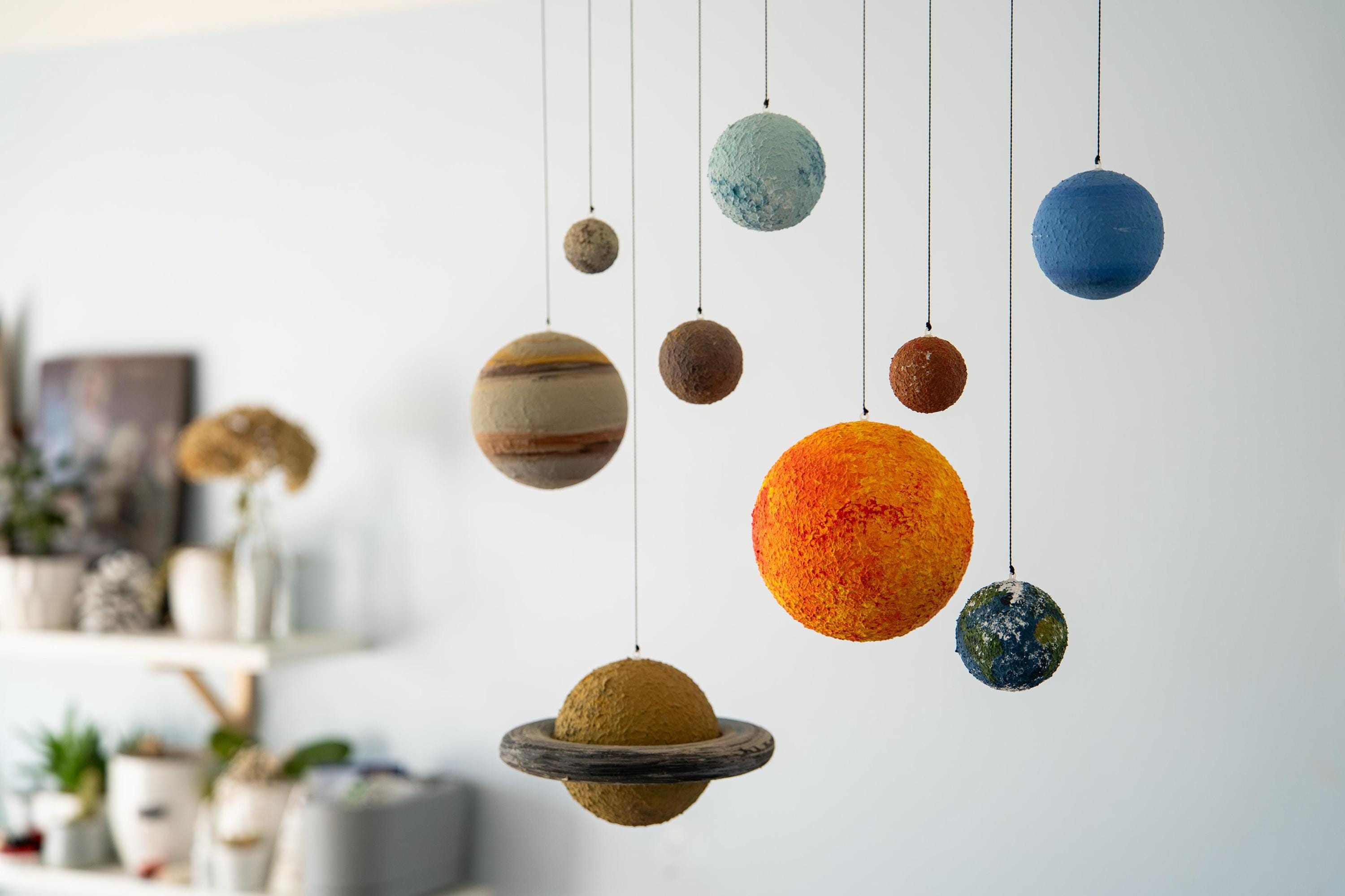 太陽系惑星　宇宙モビール 太陽系モデルセット、フックと紐で惑星を吊るす、太陽と惑星の科学