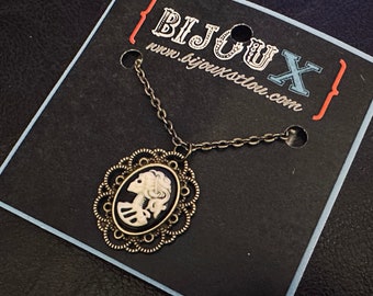 Cameo Collection - Necklaces - Femme Skelly
