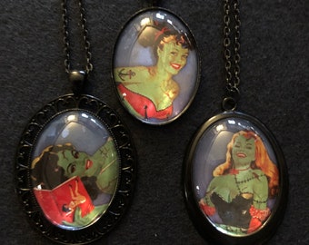 Pin-Up Collection - Necklace - Zombie - Blue