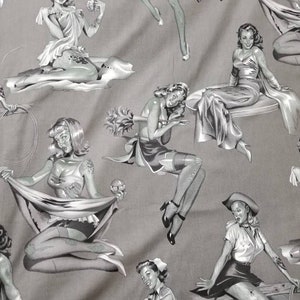 Pin-Up Collection Clothing Skirt Zombie Pin-Ups Grayscale