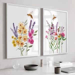 Wildflowers Honey Bee Art Print, Watercolour Honeybee Decor, Wildflowers Wall Art, Set of 2 prints, Botanical Flowers Print